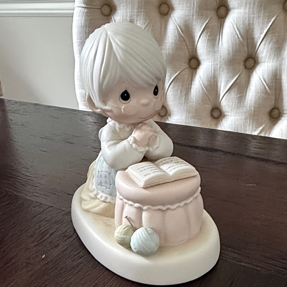 Precious Moments Porcelain Figurine in Cream, Pink, White